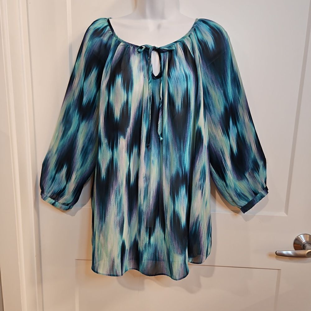 Zac & Rachel Semi Sheer Top sz XL - Picture 4 of 5